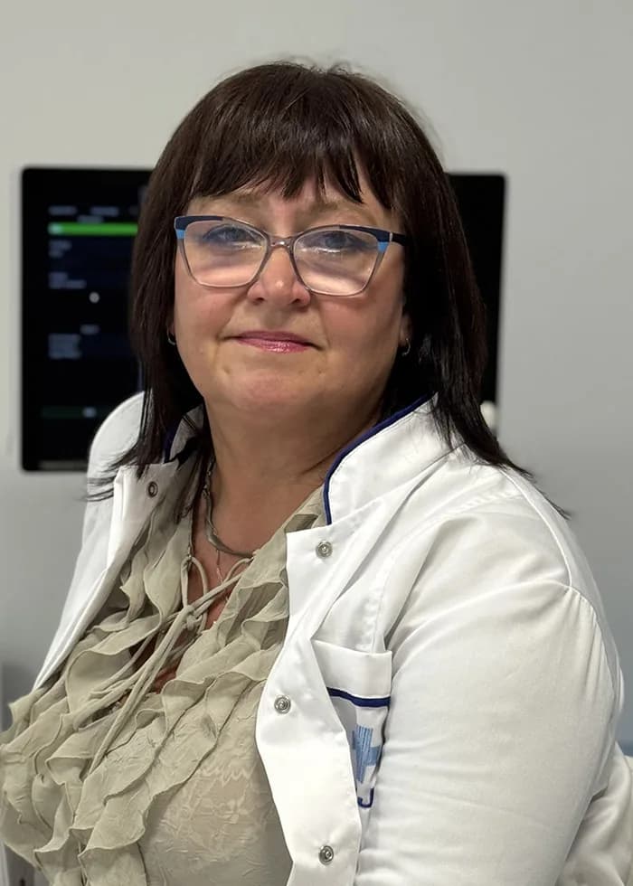 Dr Irina Pešić