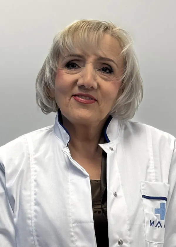 Dr Nevena Stojanović